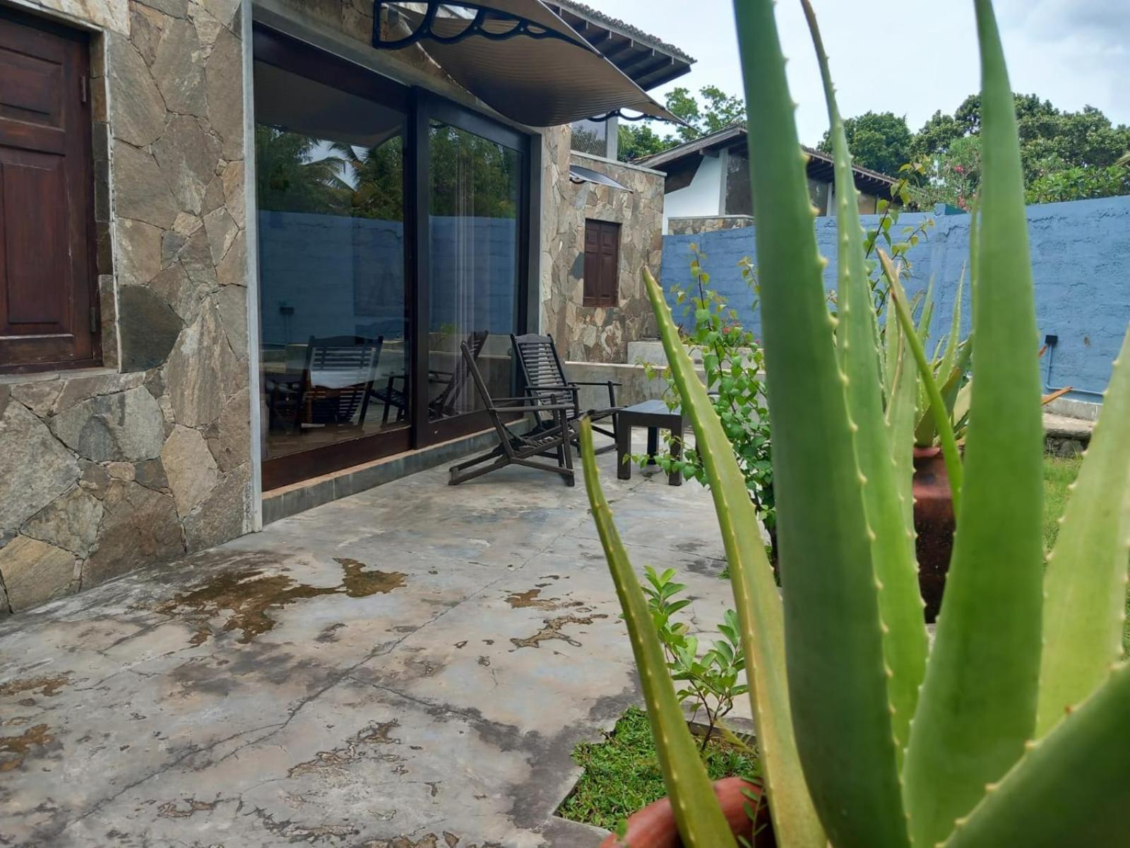 Villa Tangalle Lagoon Habitación foto