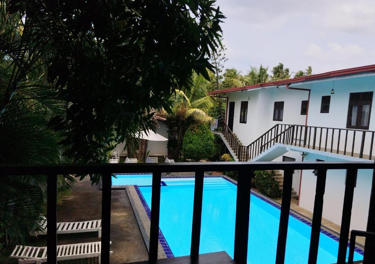 Villa Tangalle Lagoon Habitación foto